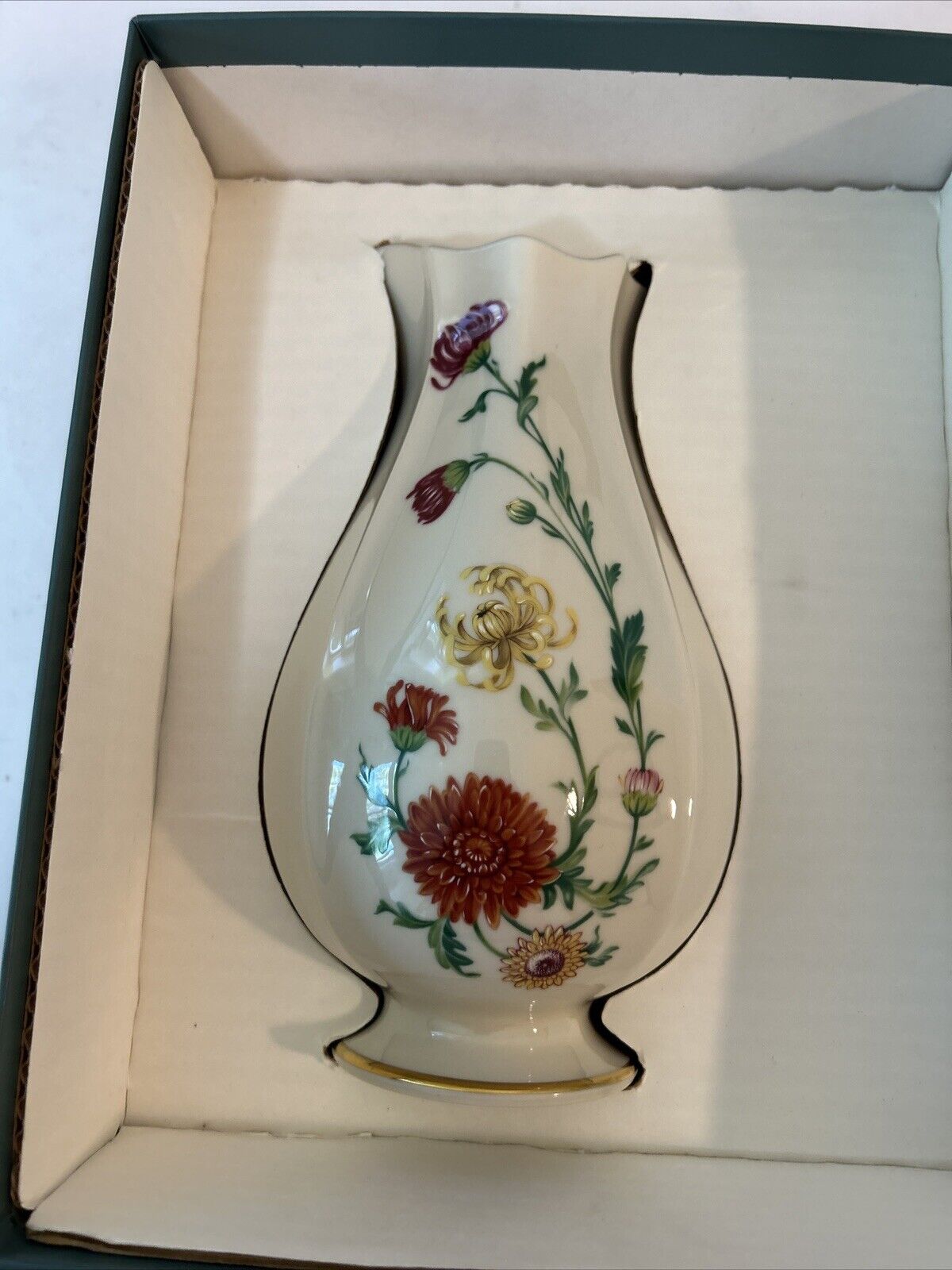 Vintage Lenox Chrysanthemum Pitcher/Vase 8.5
