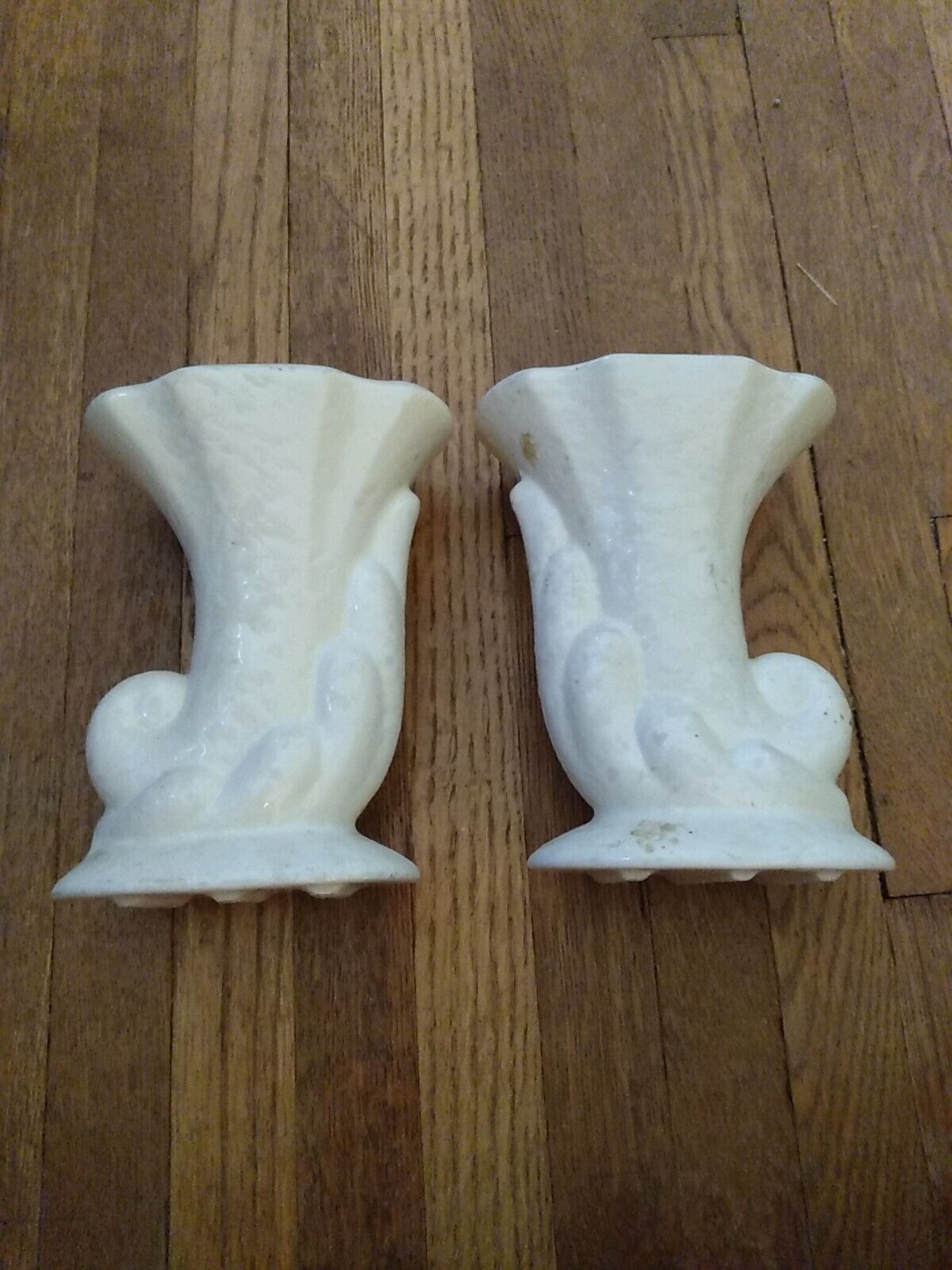 Vintage Set Of 2 Pottery Cornucopia Cream Ivory Planter Vase Figurine Urn Horn