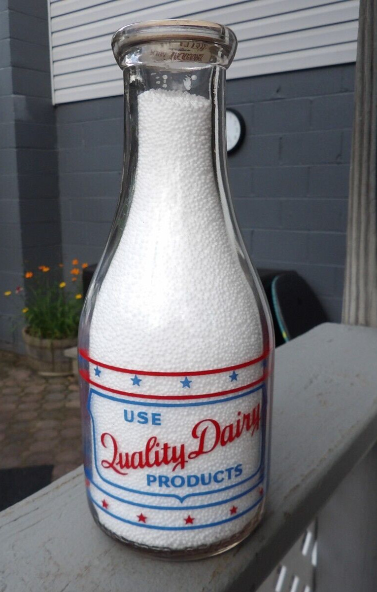 Vintage 1943 Quality Dairy Products Red Blue Quart Milk Bottle BUY WAR BONDS
