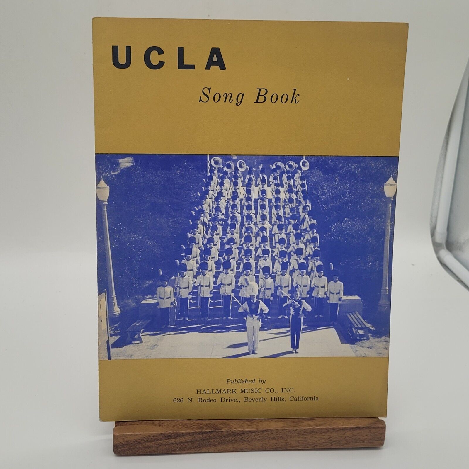 1963 UNIVERSITY Of CALIFORNIA UCLA SONG BOOK SHEET MUSIC HALLMARK PUBLISHING CO