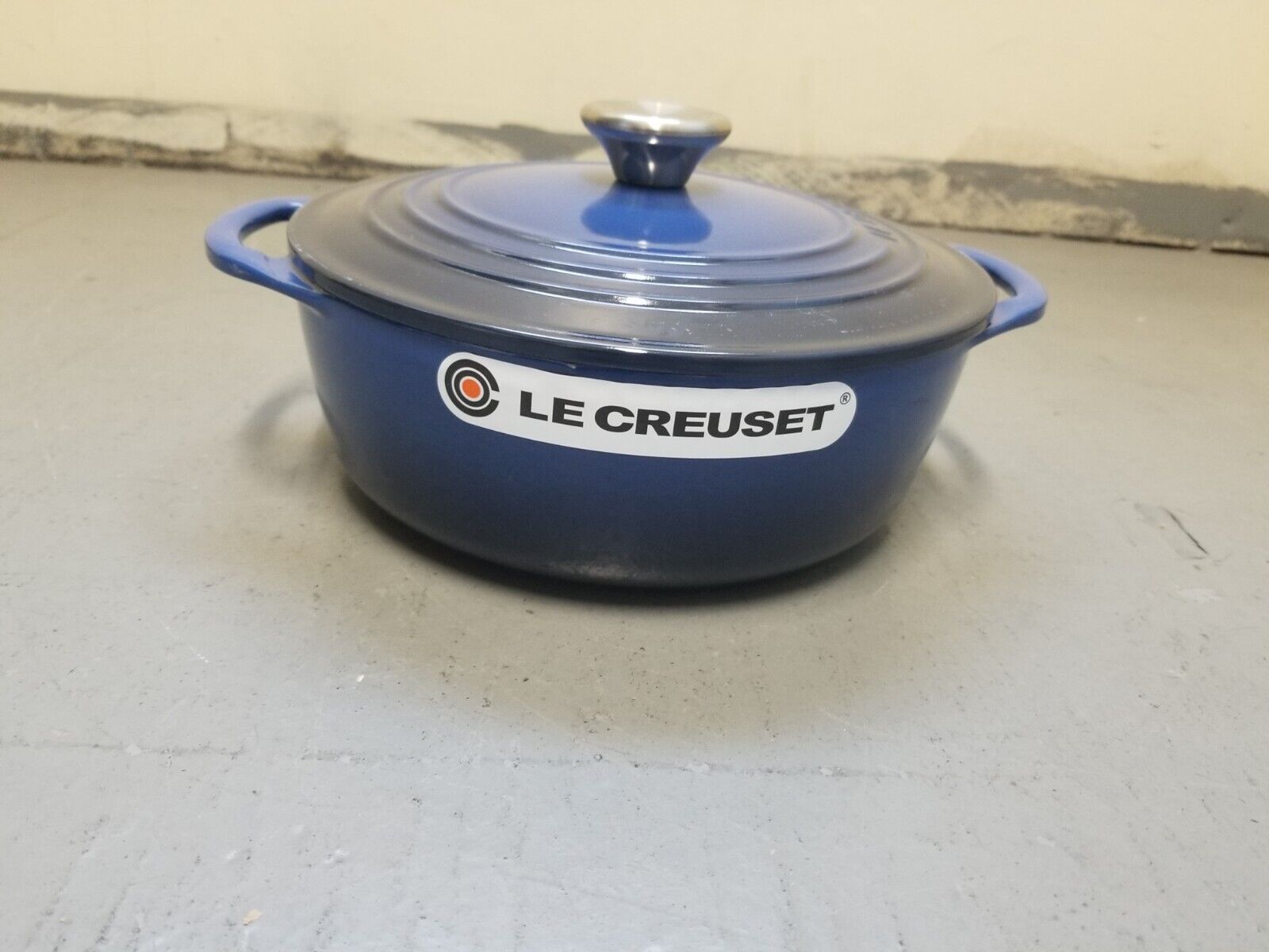 Le Creuset Cast Iron Enamel Dutch Oven 3-1/2 Quart color -  (Blue) New 