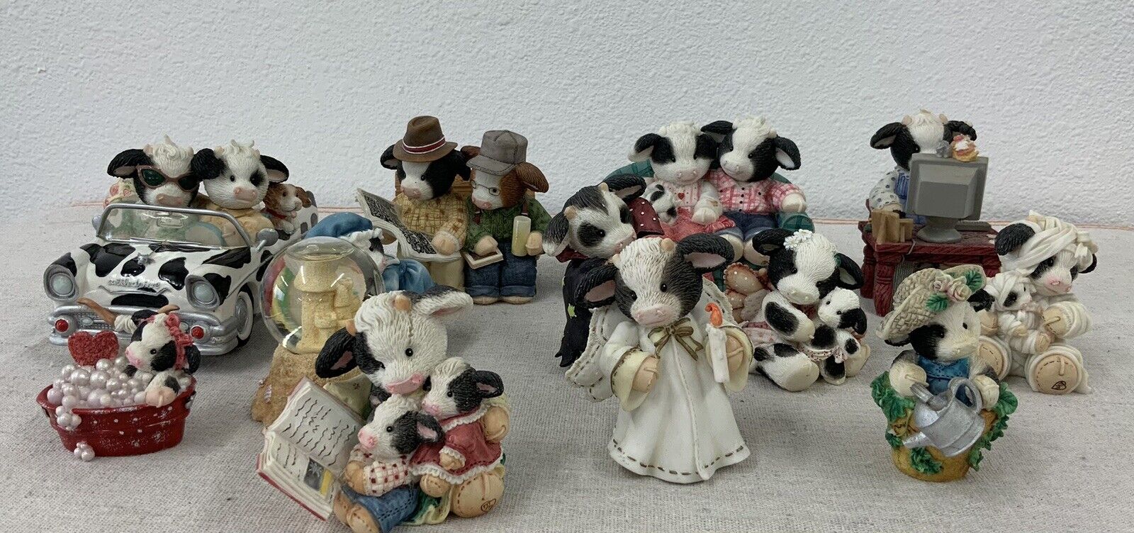Vintage Mary's Moo Moos Collectible Lot of 12 Figurines 1994-2001  Enesco