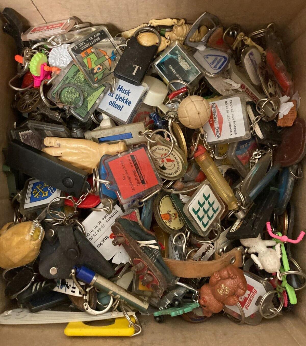 Vintage Danish Key Ring Collection 300+ Assorted Advertising Keychains - 4.7 kg