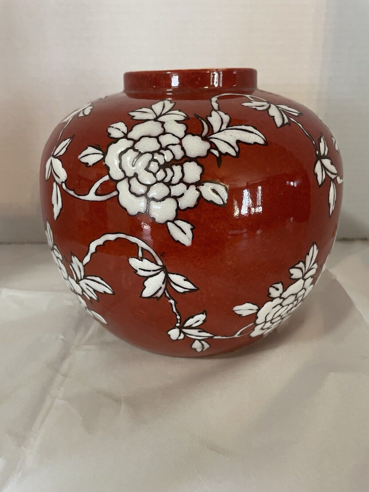 VINTAGE RED GINGER Jar  Japan Porcelain Decorated in Hong Kong