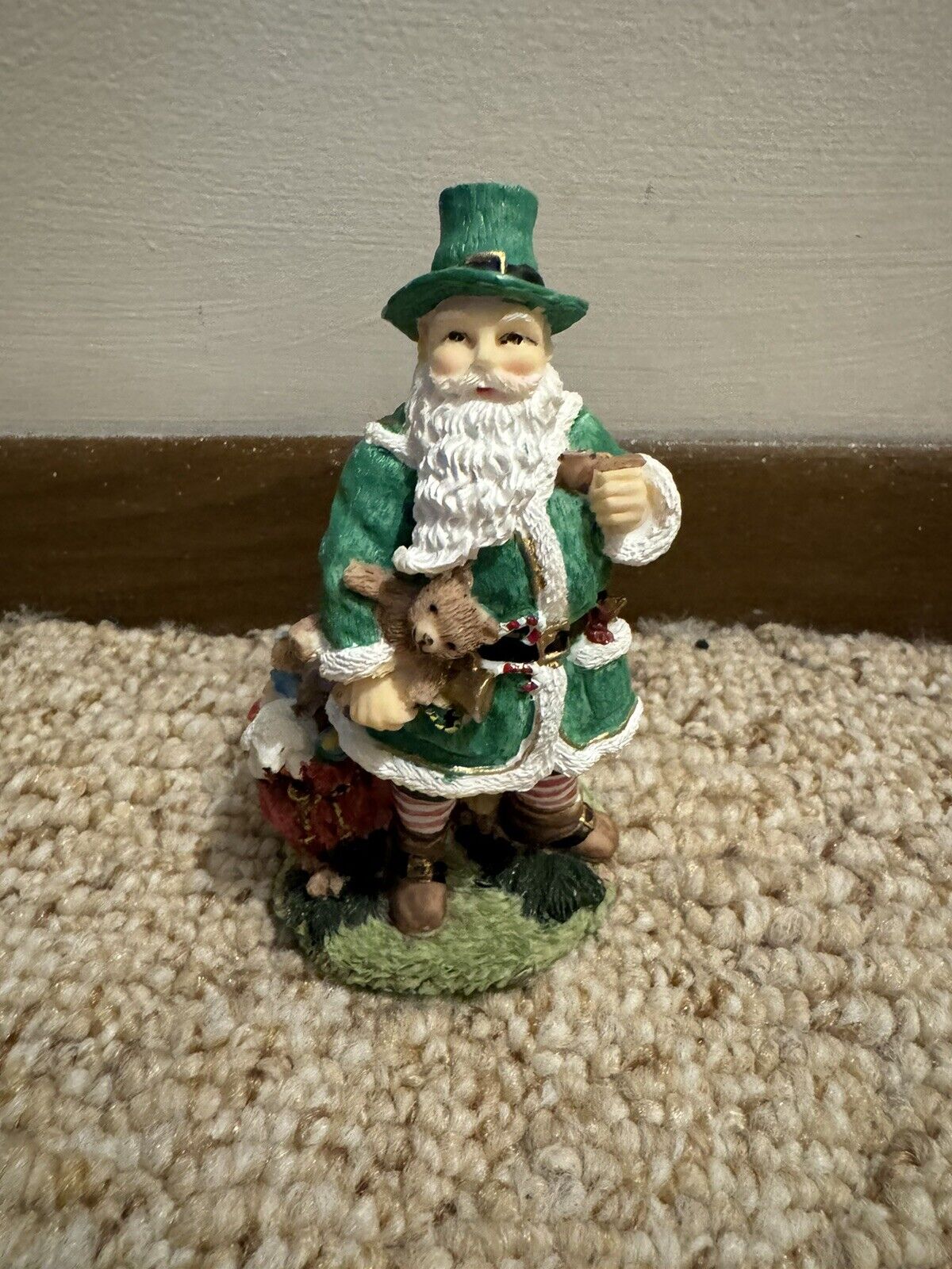 The International Santa Claus Collection Ireland Irish Father Christmas