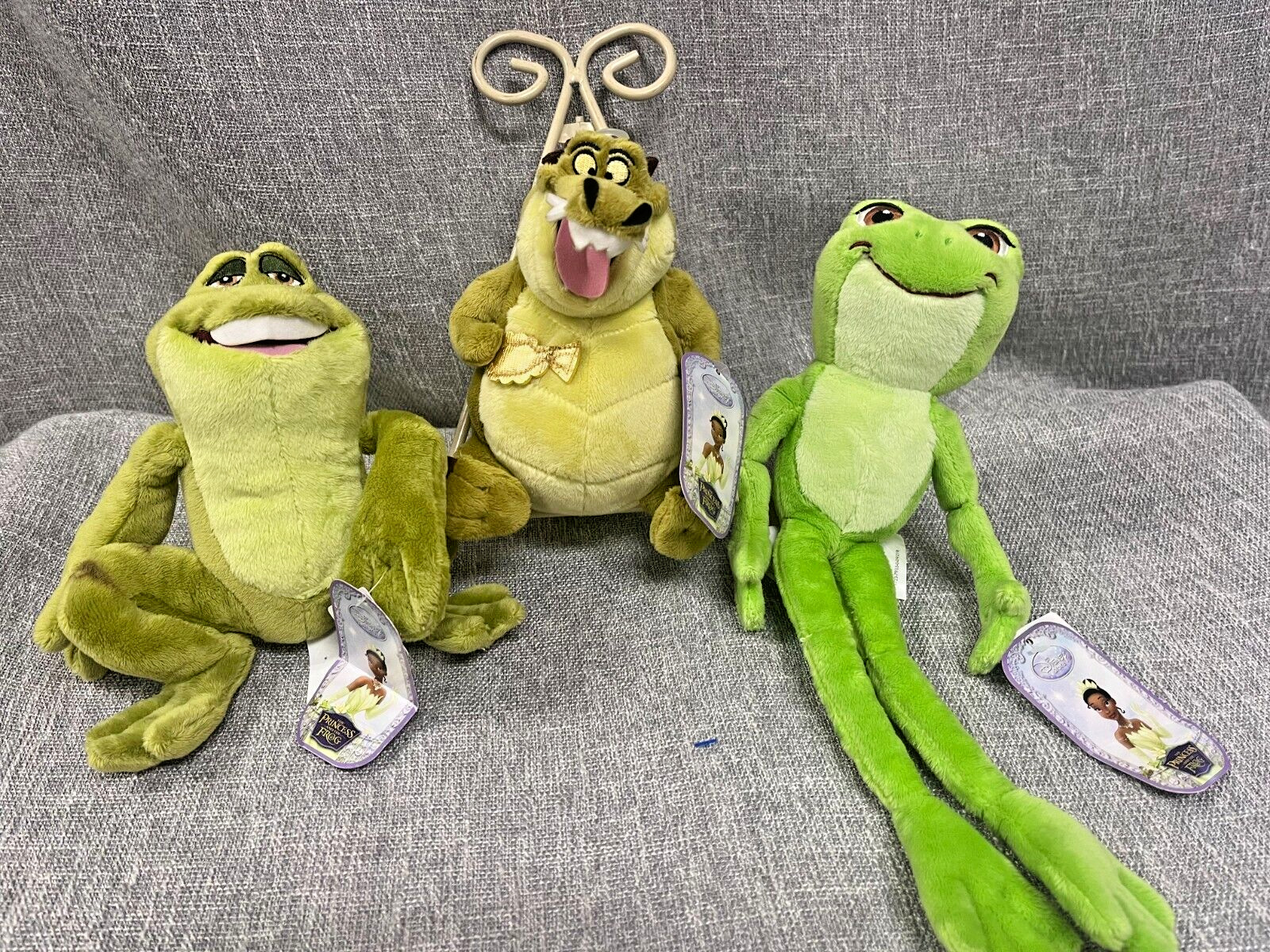 Disney Princess And The Frog, set of 3, Louis, Naveen & Tiana  DS43