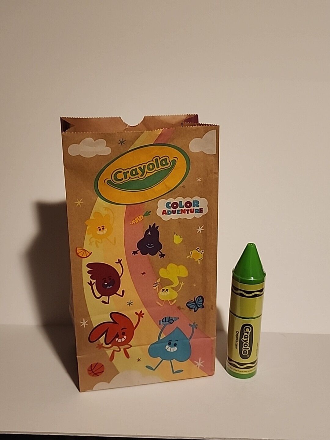 Wendy’s Crayola Yellow Green Crayon Toy New Sealed WITH Exclusive BAG