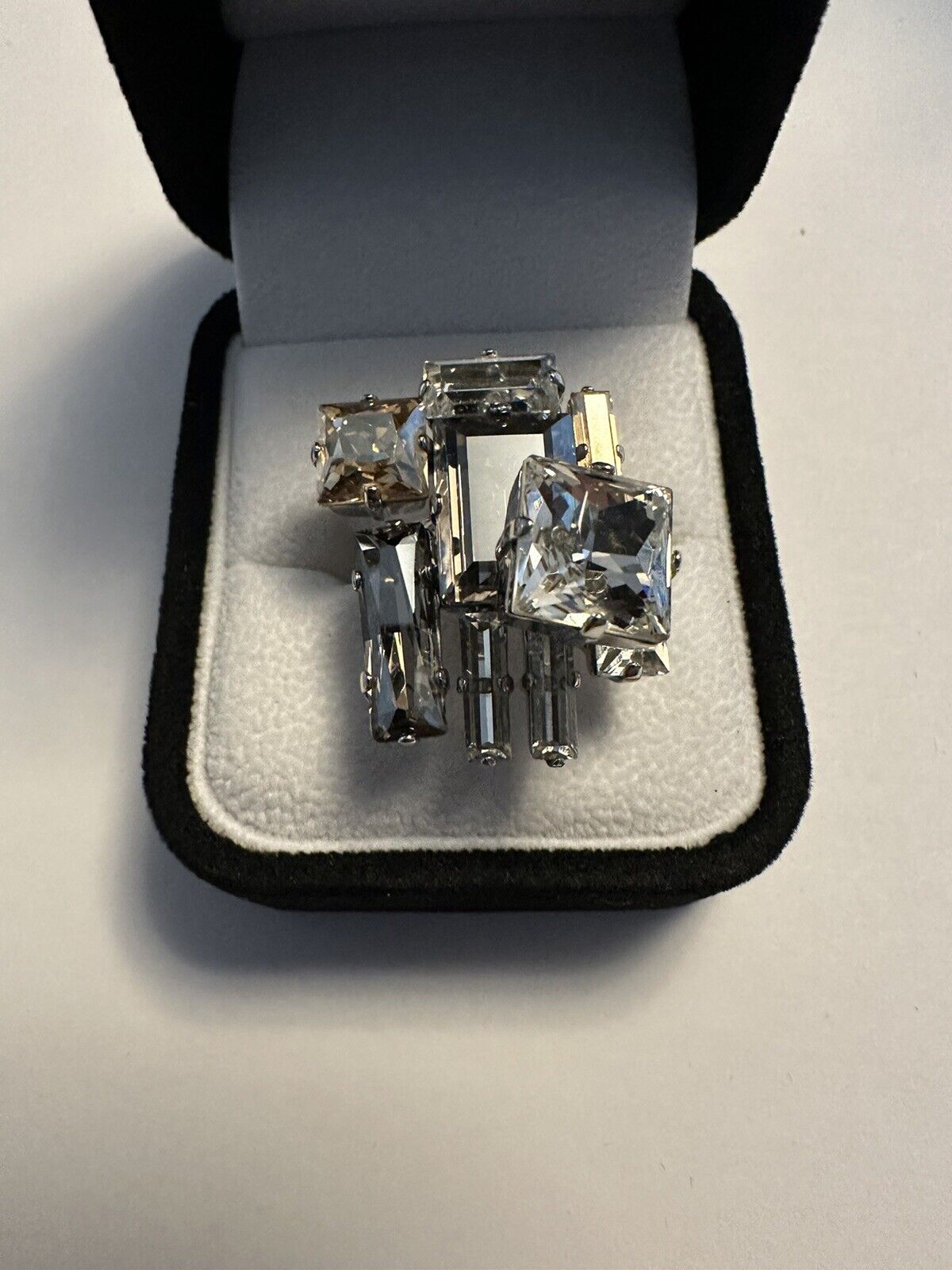 Stunning Atelier Swarovski Crystal Imperfection Lot 3 Rings / 2 Bracelets