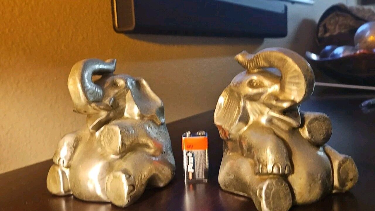 Vintage elephant bookends by Philadelphia Manufacturing Co. Extremely Rare