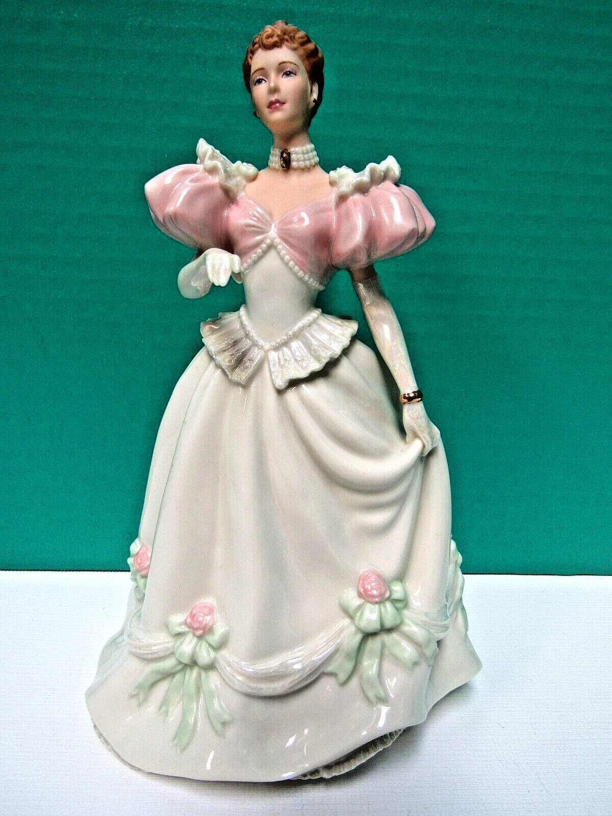 LENOX IVORY DEBUTANTE BALL FINE CHINA FIGURINE FROM THE GALA FASHION COLLECTION
