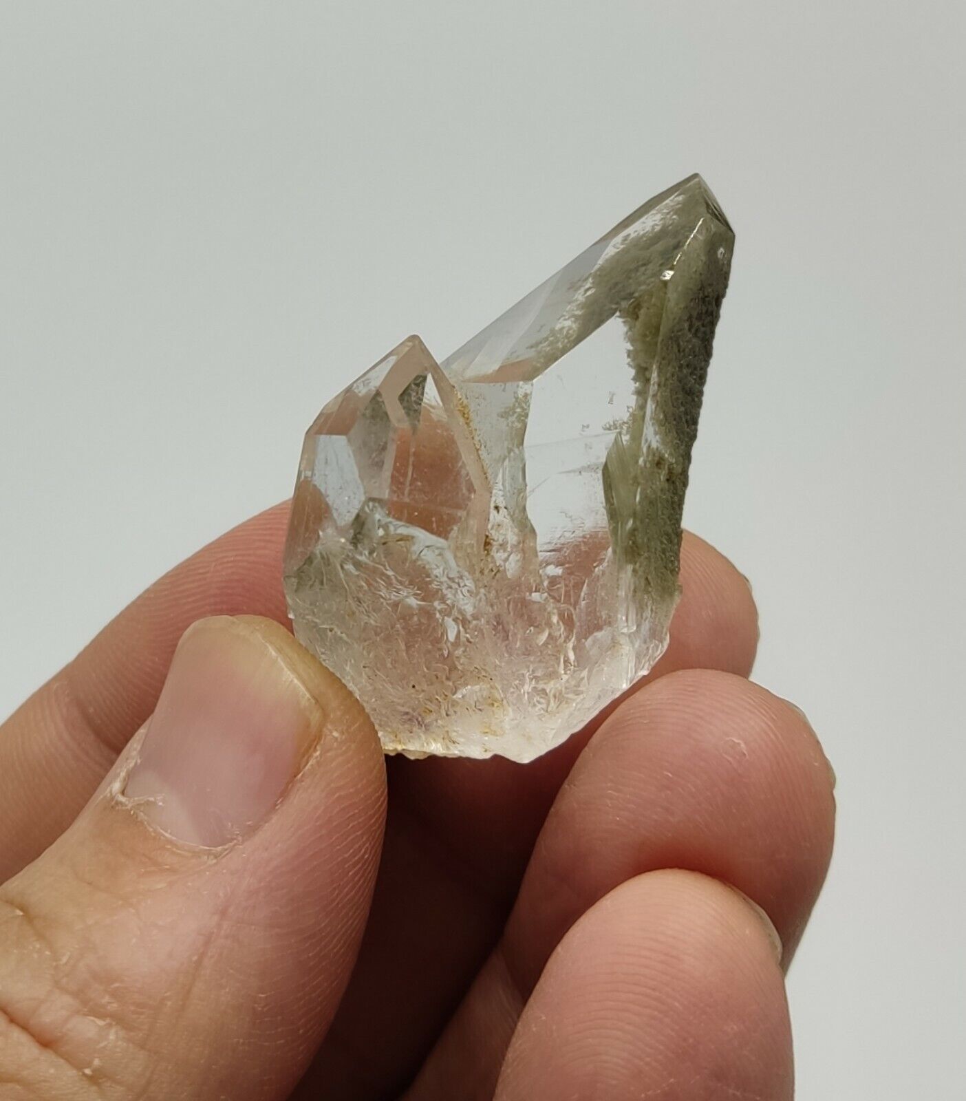 A very Aesthetic Natural beautifully terminated Chlorite Quartz crystal 22 grams
