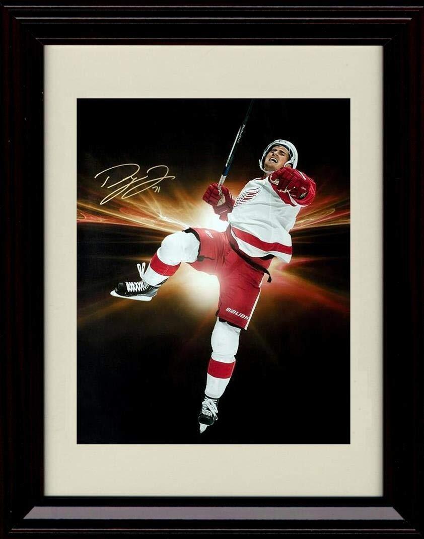 16x20 Framed Dylan Larkin Autograph Replica Print - Red Wings