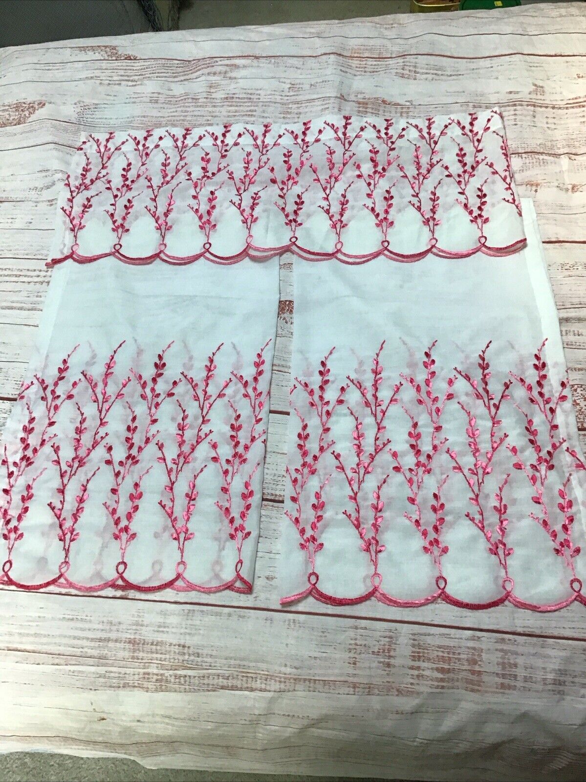 Vintage Embroidered Cafe Curtains White Pink