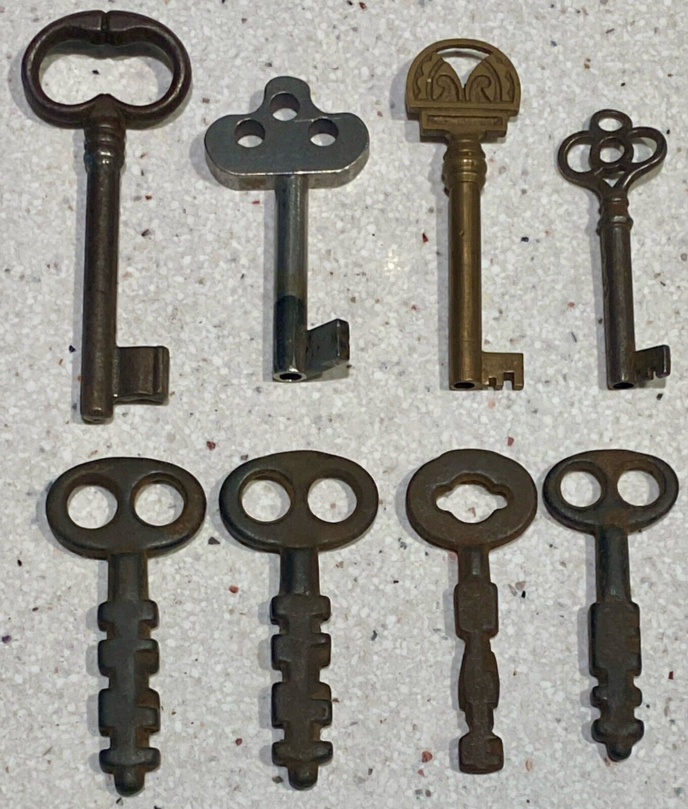 Lot of 8 Old Antique Vintage Skeleton Barrel Door Keys Different Sizes Ornate