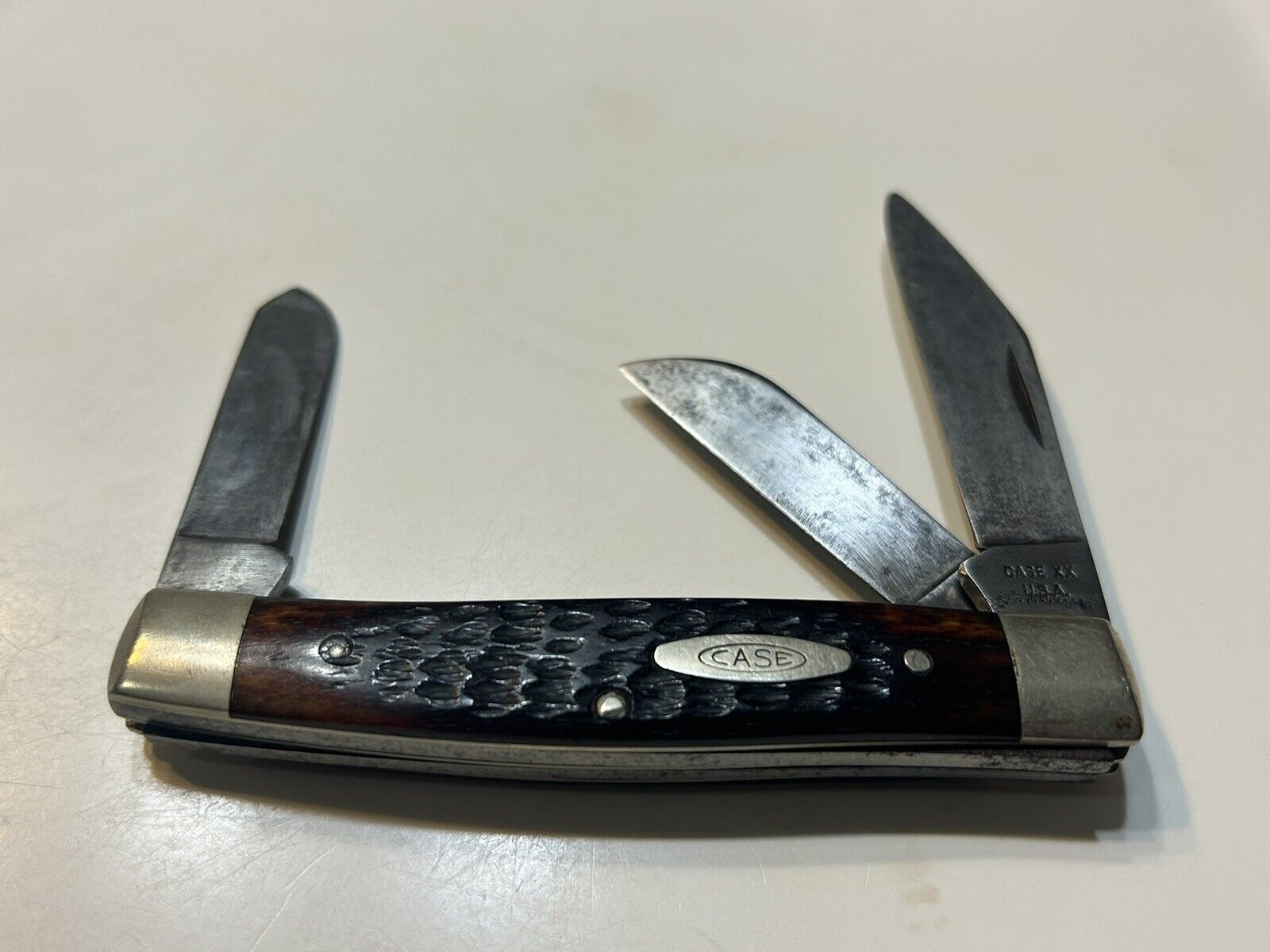 VINTAGE 1970-79 CASE #6392 BONE STOCKMAN POCKET KNIFE COLLECTABLE