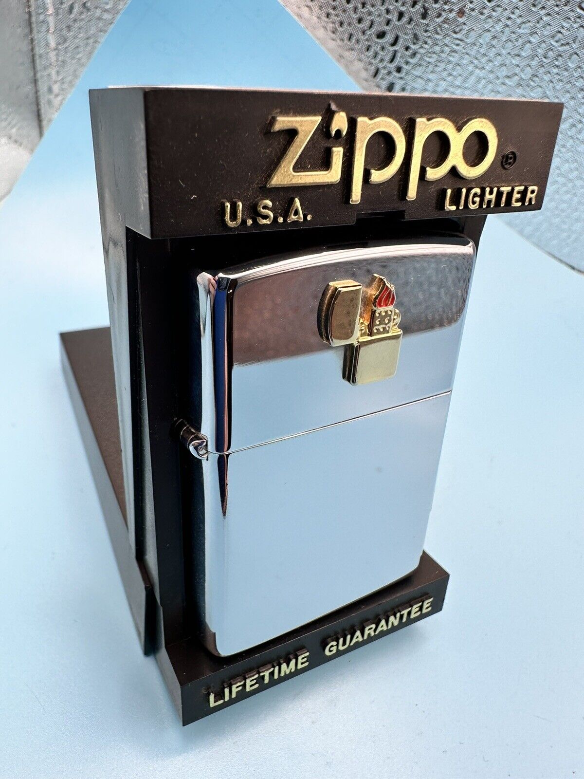 Vintage 1991 Gold Zippo Flame Emblem High Polish Chrome Zippo Lighter New