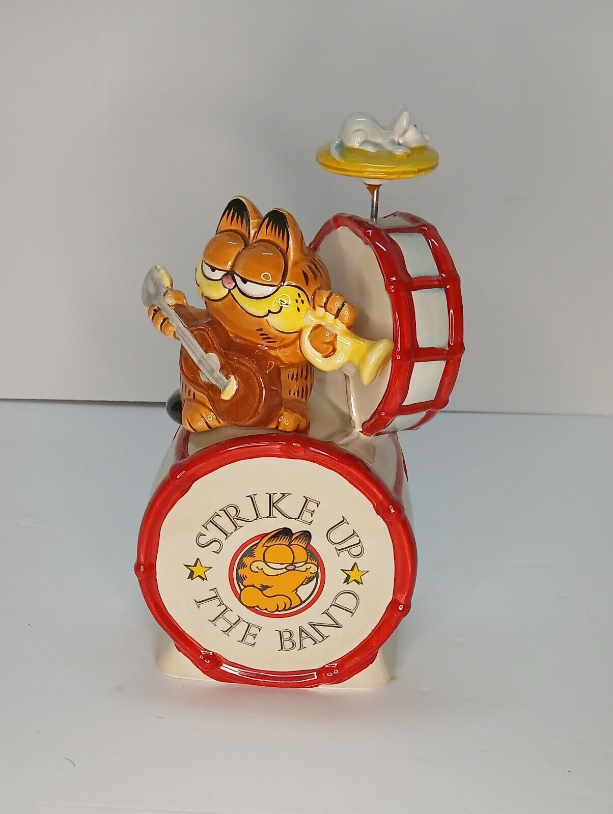 1980\'s Vintage Enesco Garfield Strike Up The Band Music Box with Original Box
