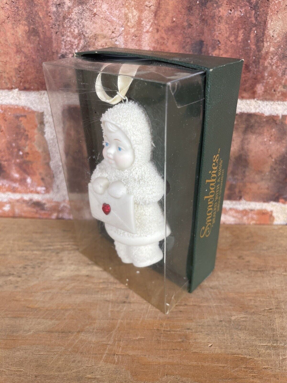 ⭐️Department 56 Snowbabies⭐️Sealed With A Kiss⭐️Bisque Ornament
