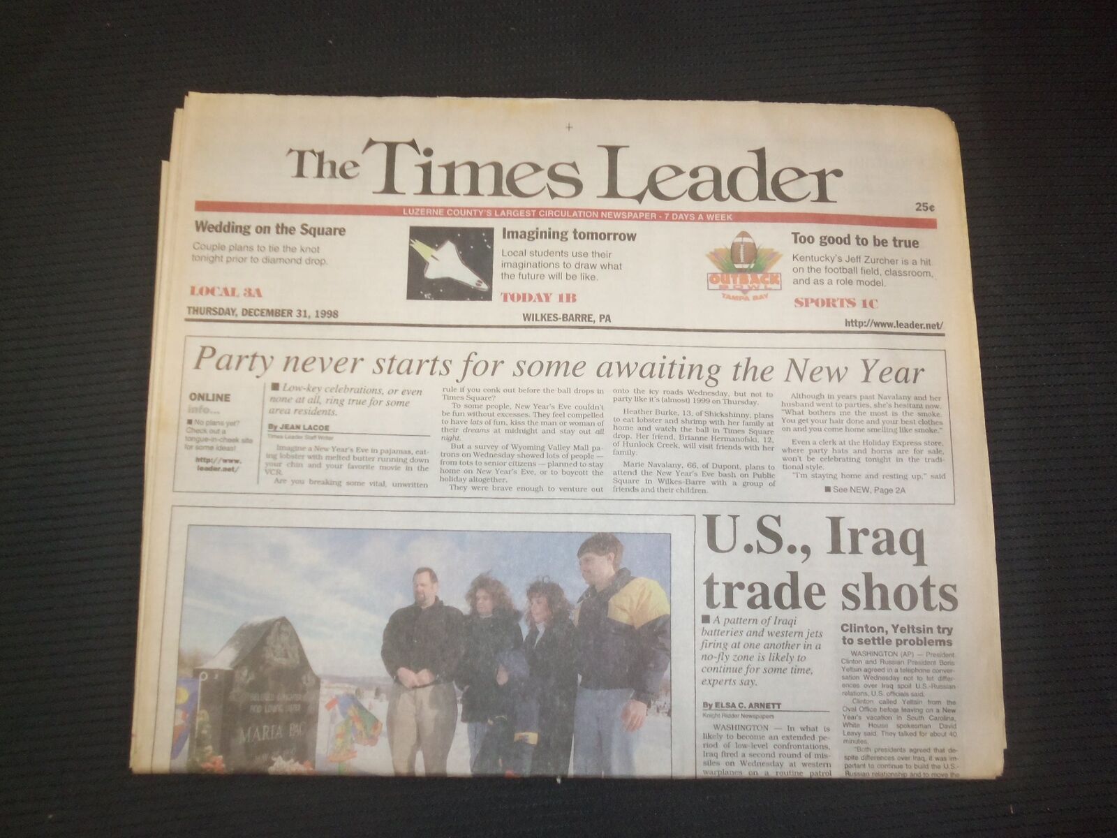 1998 DECEMBER 31 WILKES-BARRE TIMES LEADER - U.S., IRAQ TRADE SHOTS - NP 7492