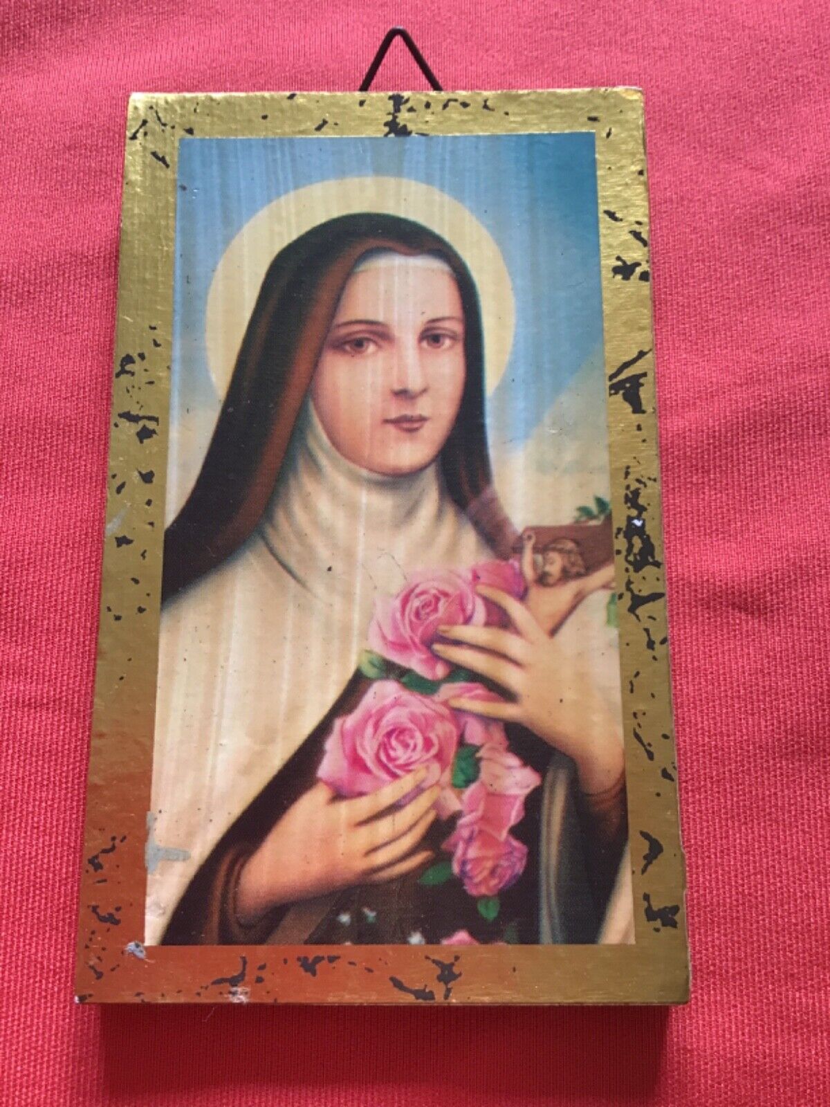 Rare relic of St. Therese of the Child Jesus from the clothes wonderful colors