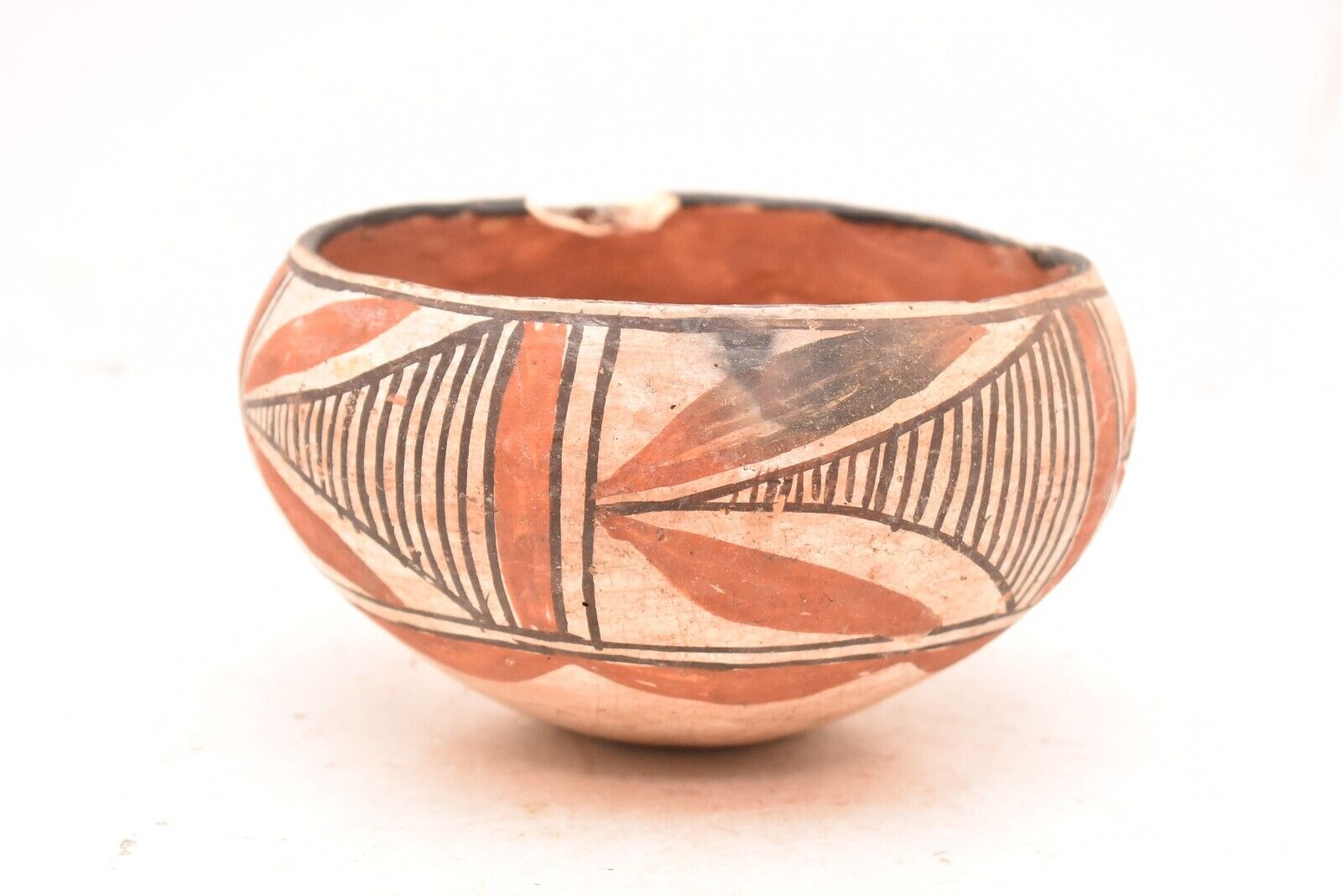 Large Historic Isleta Pueblo Pottery Bowl Vintage Native American indian Antique