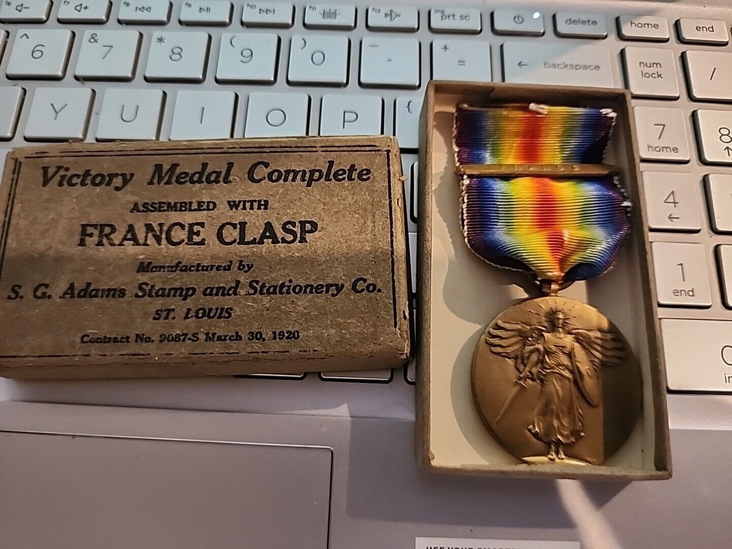 WW1 US Victory Medal w/ France Bar/ Clasp in Titled Box of Issue-RARE 100 YEARS
