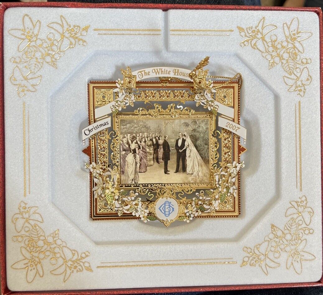 2007 White House Historical Association Christmas Ornament in Original Box