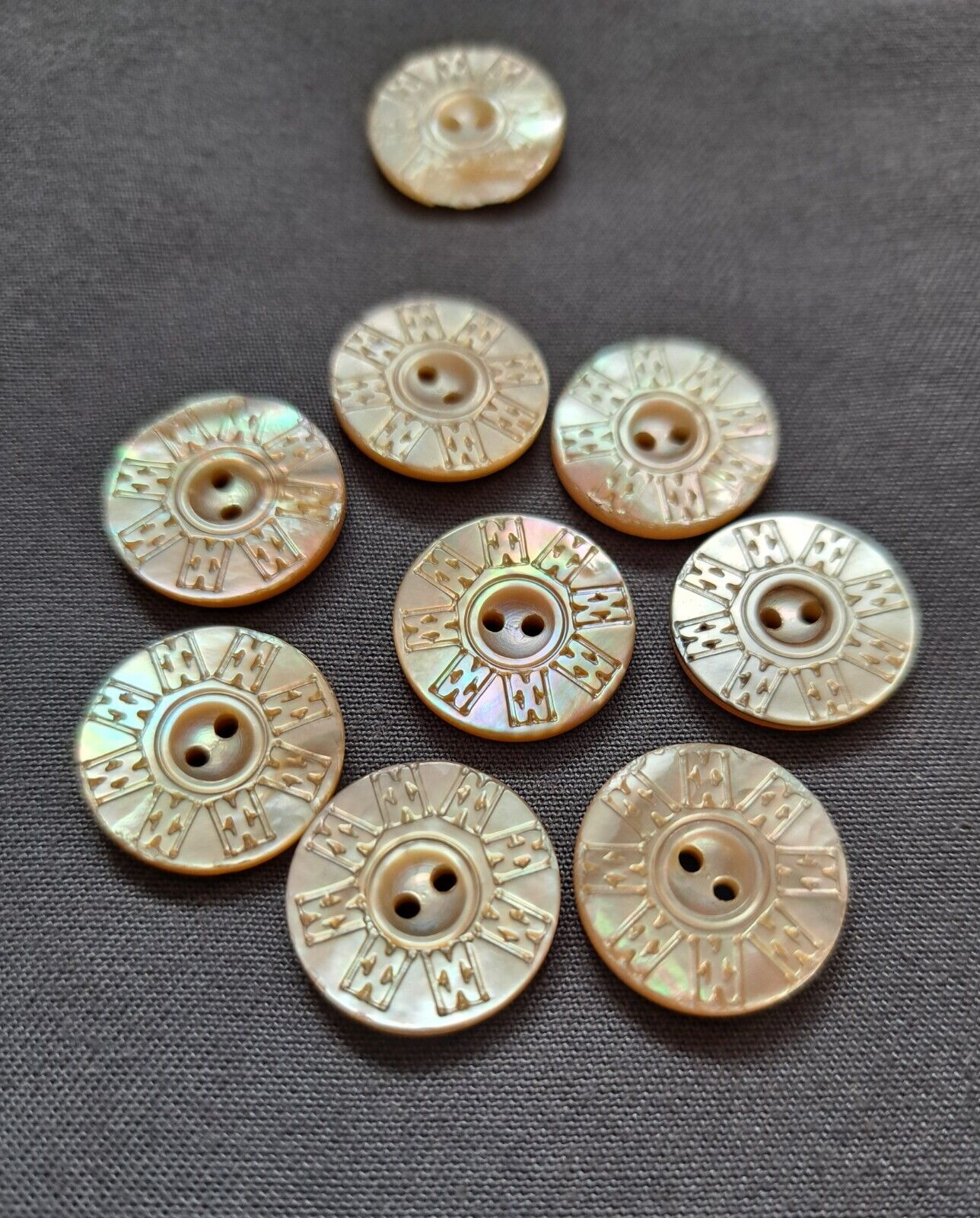 Vintage 1930 8 pcs Carved Real Thick Mother of Pearl Buttons 18mm + 1 Bonus