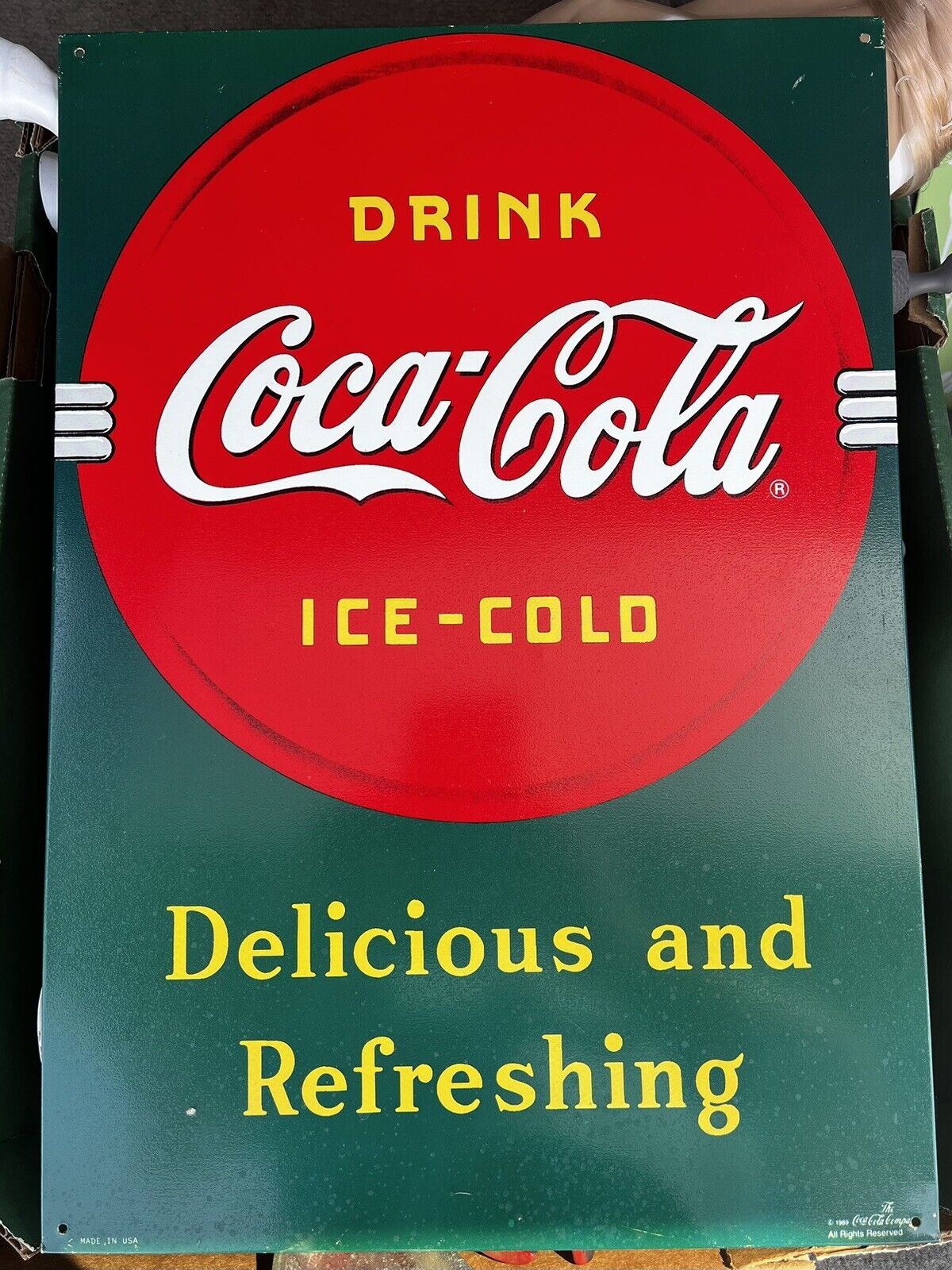 Coca Cola Vintage Sign Tin, Delicious & Refreshing 1989