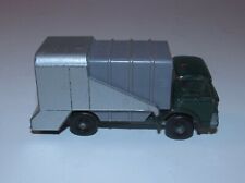 Matchbox Lesney Refuse Truck No. 7 Repainted picture