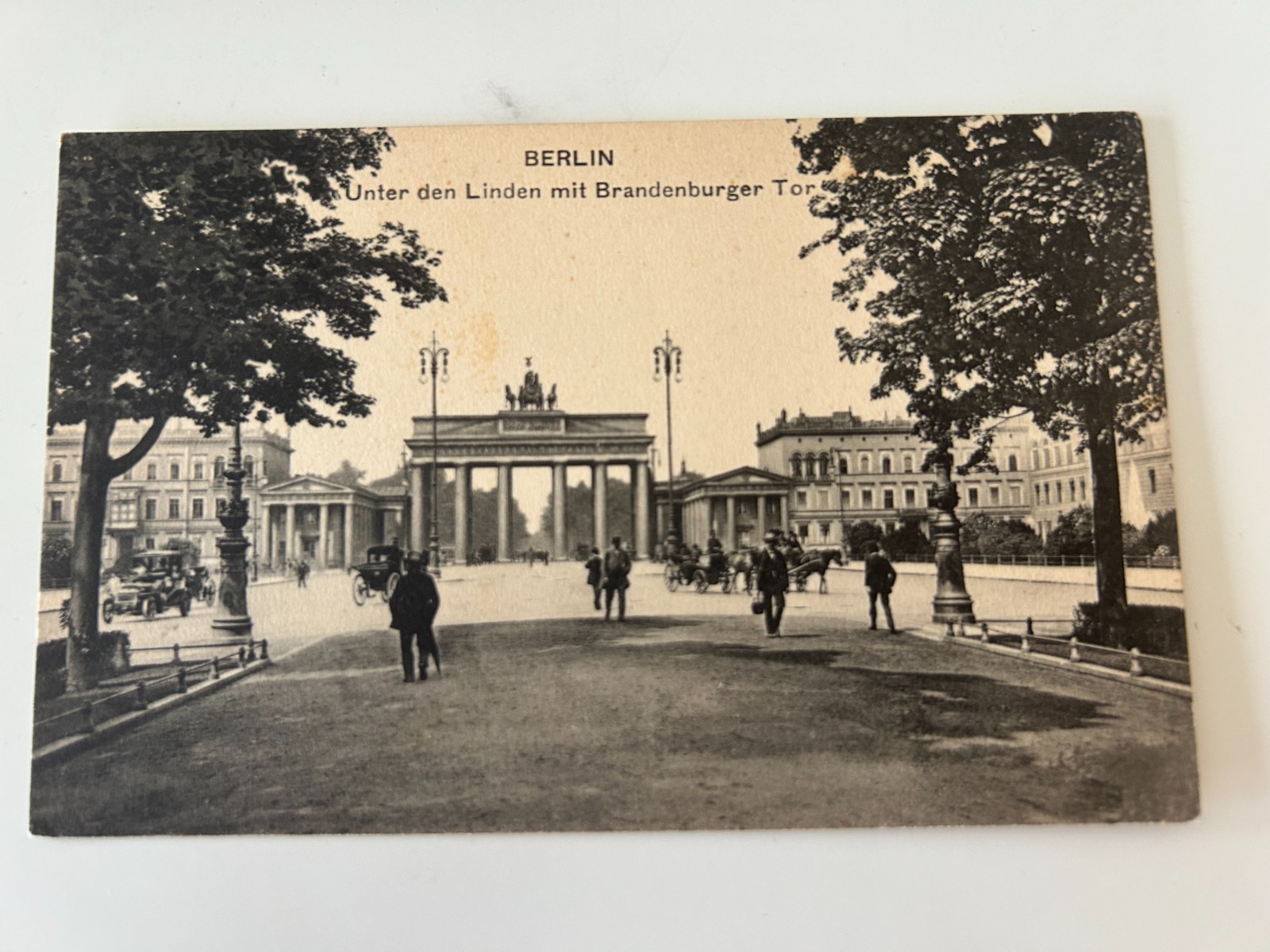 Unter Den Linden mit Brandenburger Tor Berlin Germany Postcard