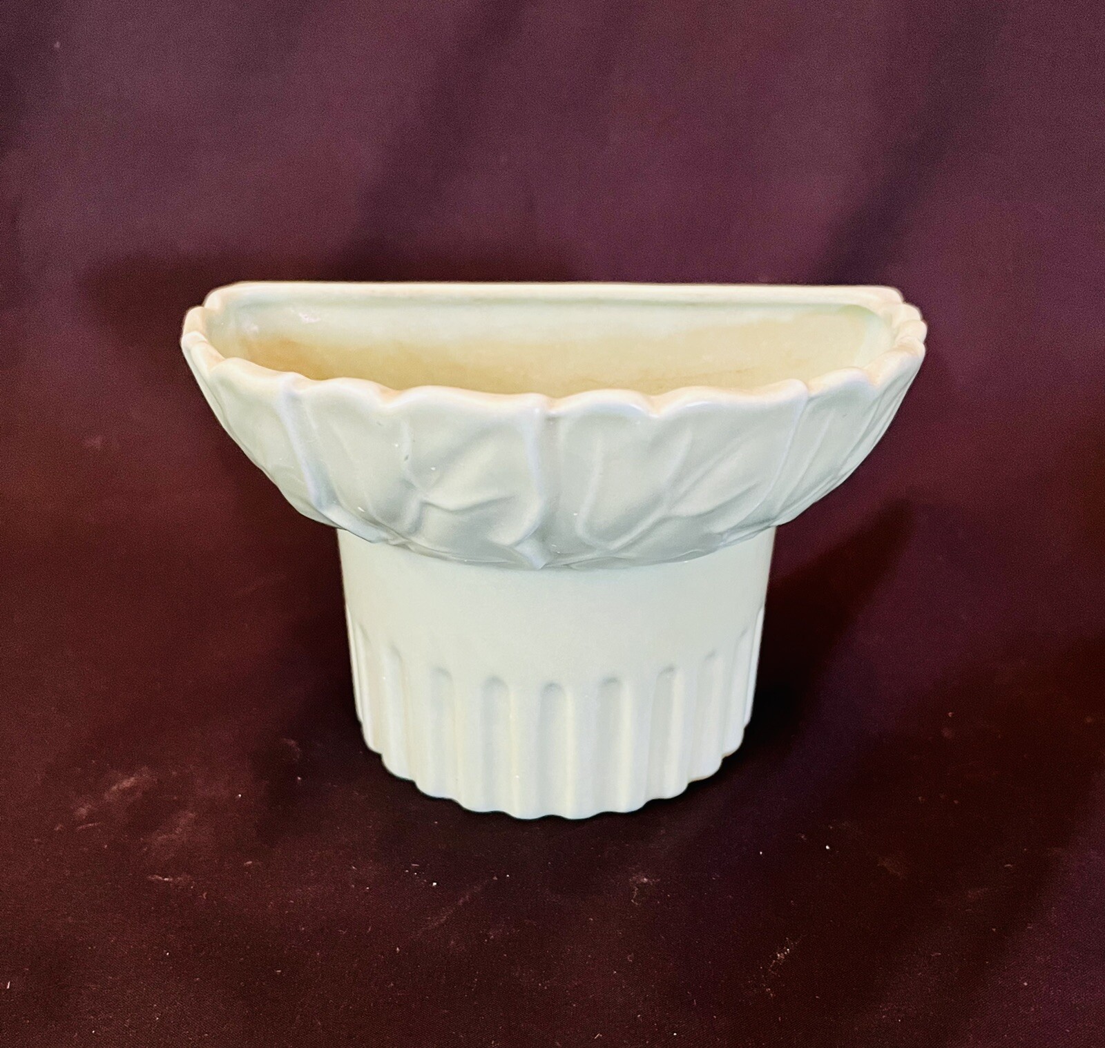 Vintage Gilner Pottery MCM Retro Aqua Blue Ceramic  Wall Planter, Unused