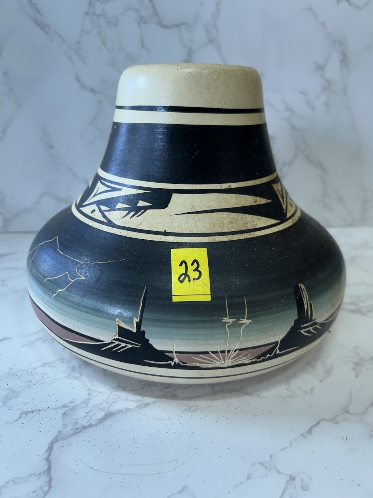 Beautiful Native American Cedar Mesa Pottery Vase Signed On The Bottom