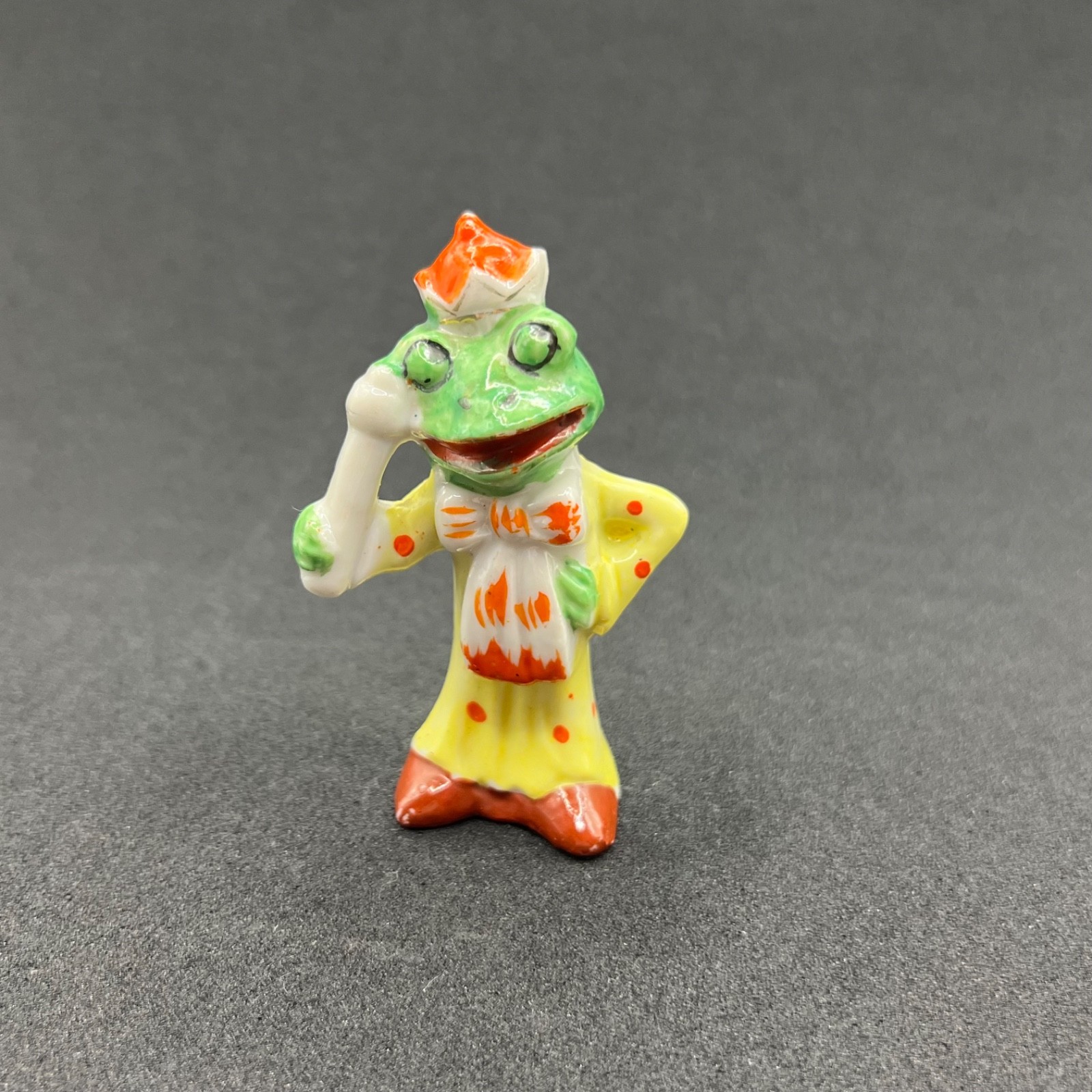 Vtg Japan Anthropomorphic Frog Talking On Phone Figurine Porcelain Desk Decor