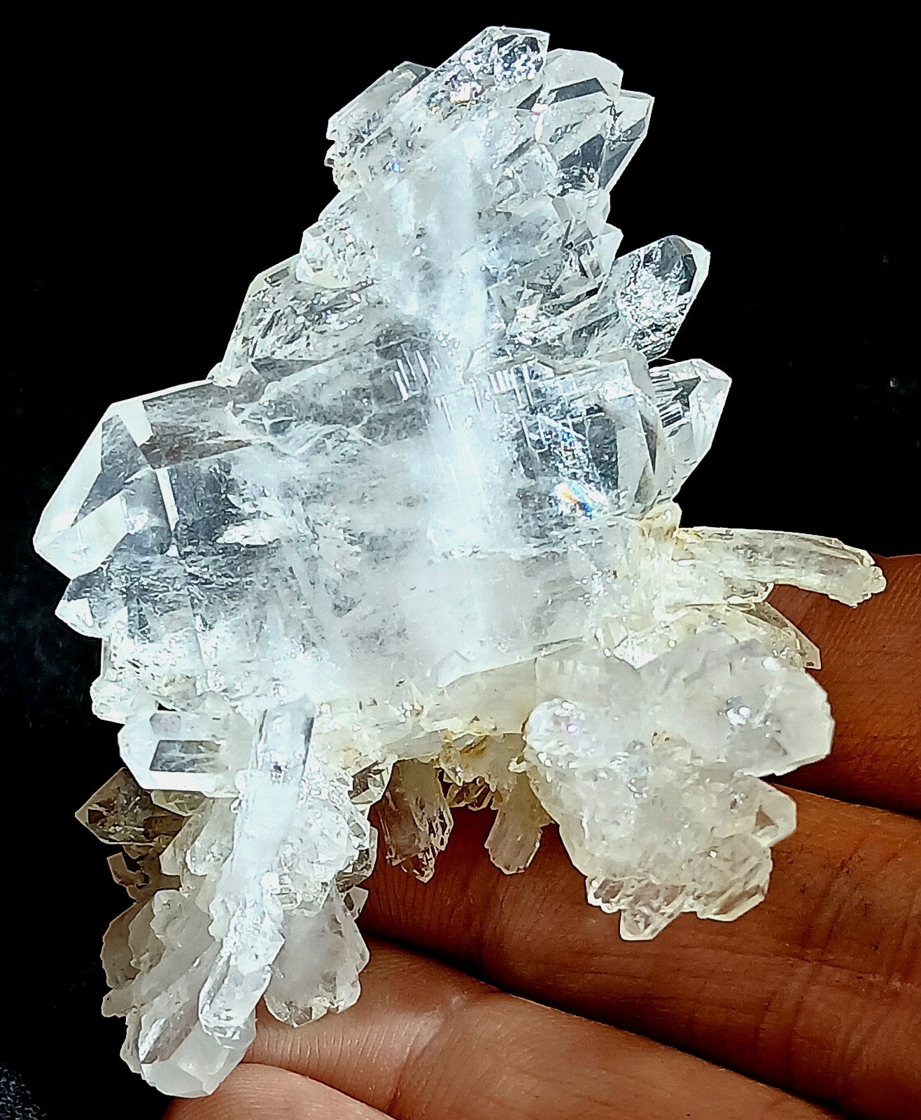 *AAA QUALITY* HIMALAYAN FADEN QUARTZ DISPLAY (44gm's) UNIQUE STRUCTURE/ RAINBOWS