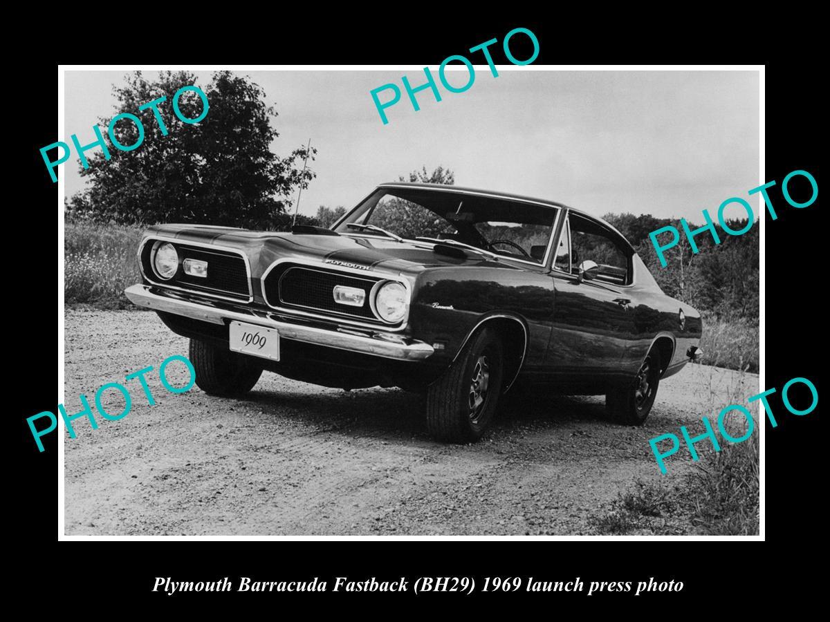 OLD LARGE HISTORIC PHOTO OF 1969 PLYMOUTH BARRACUDA FASTBACK LAUNCH PRESS PHOTO