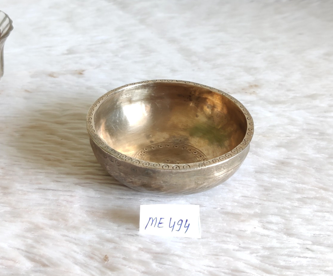 19c Antique Handcrafted Bronze Bowl Thick Unique Decorative Collectible ME494