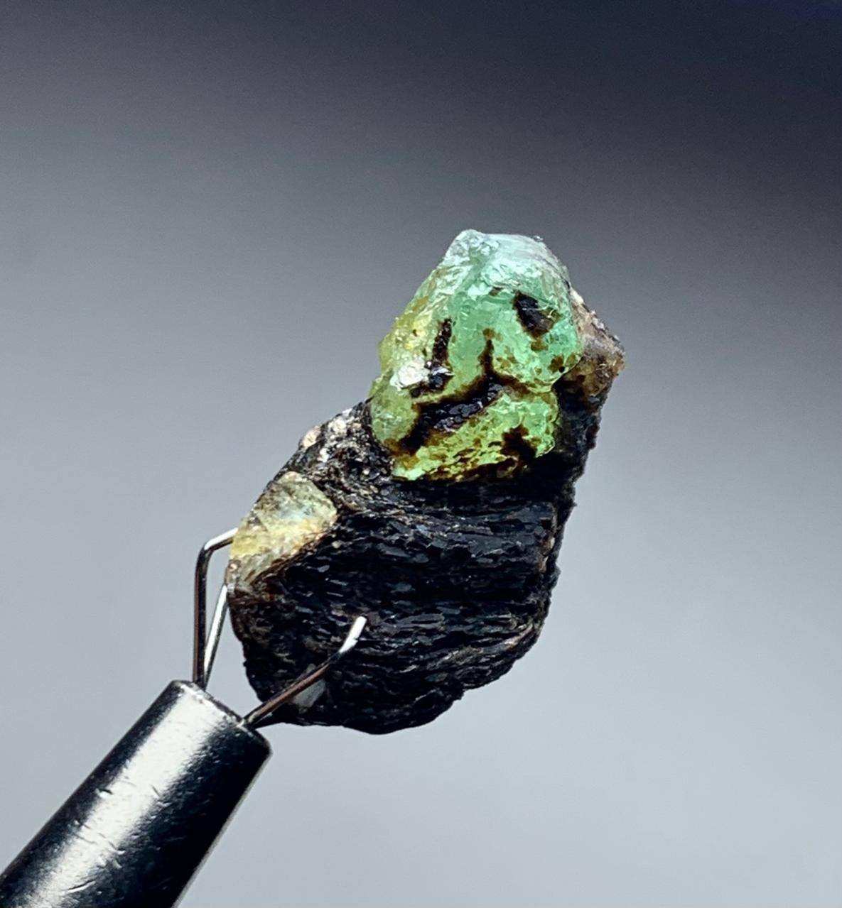 14.30 Carat Beautiful Emerald Crystal Bunch Specimen from Afghanistan