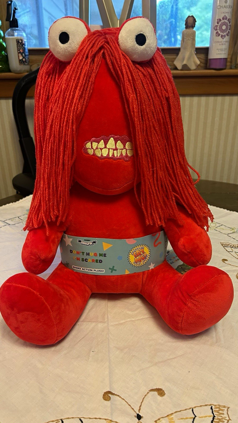 Don’t Hug Me I’m Scared Red Guy Battery-Operated Plush w/ Tag, Shake Action NWT