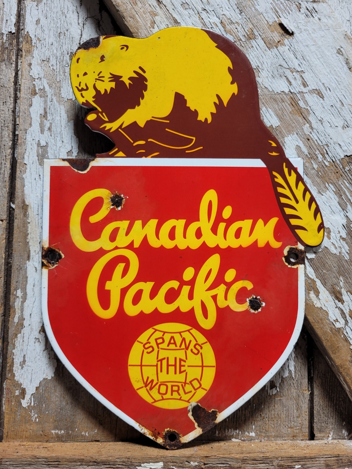VINTAGE CANADIAN PACIFIC RAILWAY PORCELAIN SIGN OLD TRAIN RAILROAD CANADA BEAVER VINTAGE CANADIAN PACIFIC RAILWAY PORCELAIN SIGN OLD TRAIN RAILROAD CANADA BEAVER