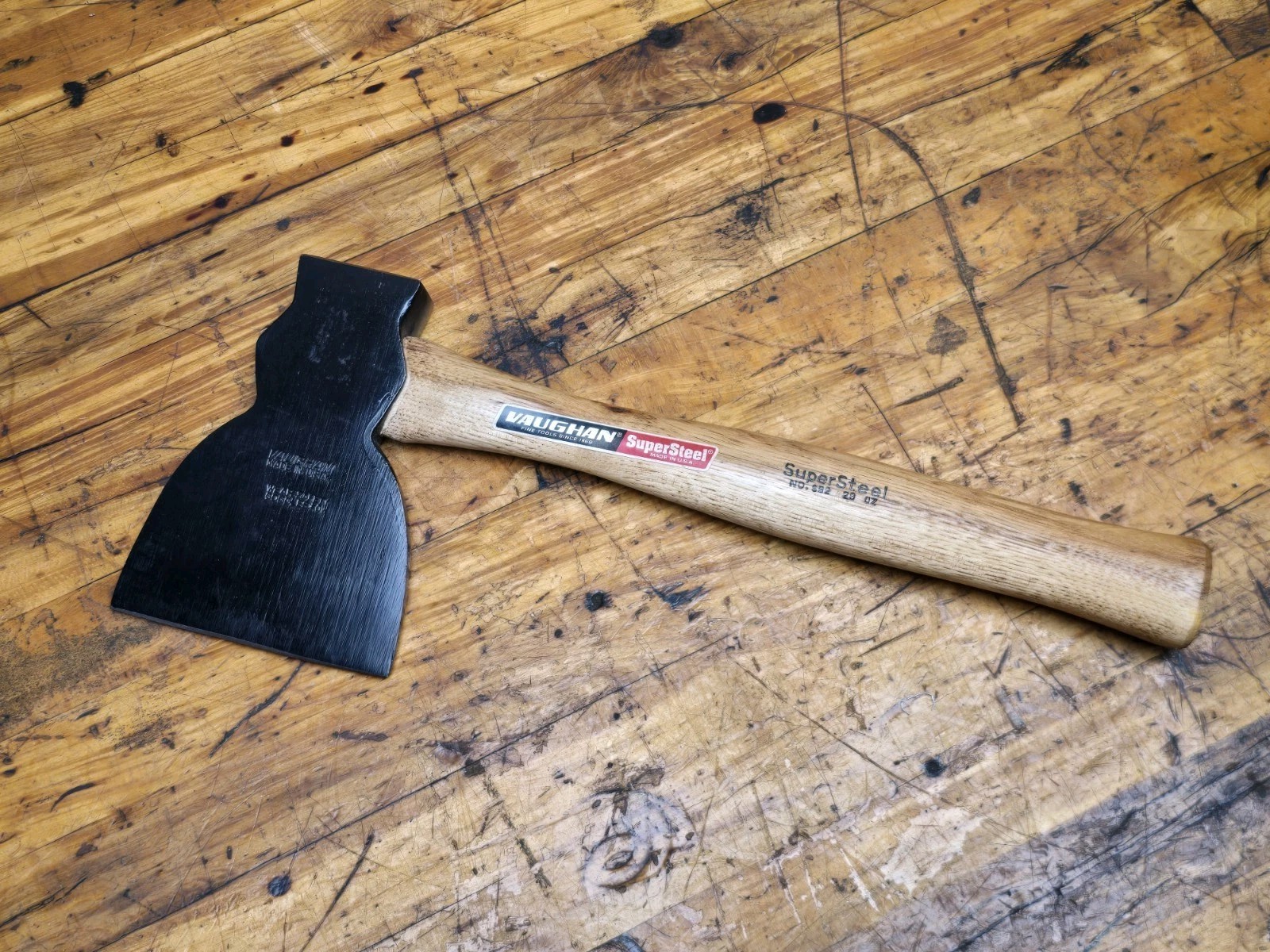 Vaughan SB2 28oz Supersteel Broad Head Hewing Hatchet Axe NEW