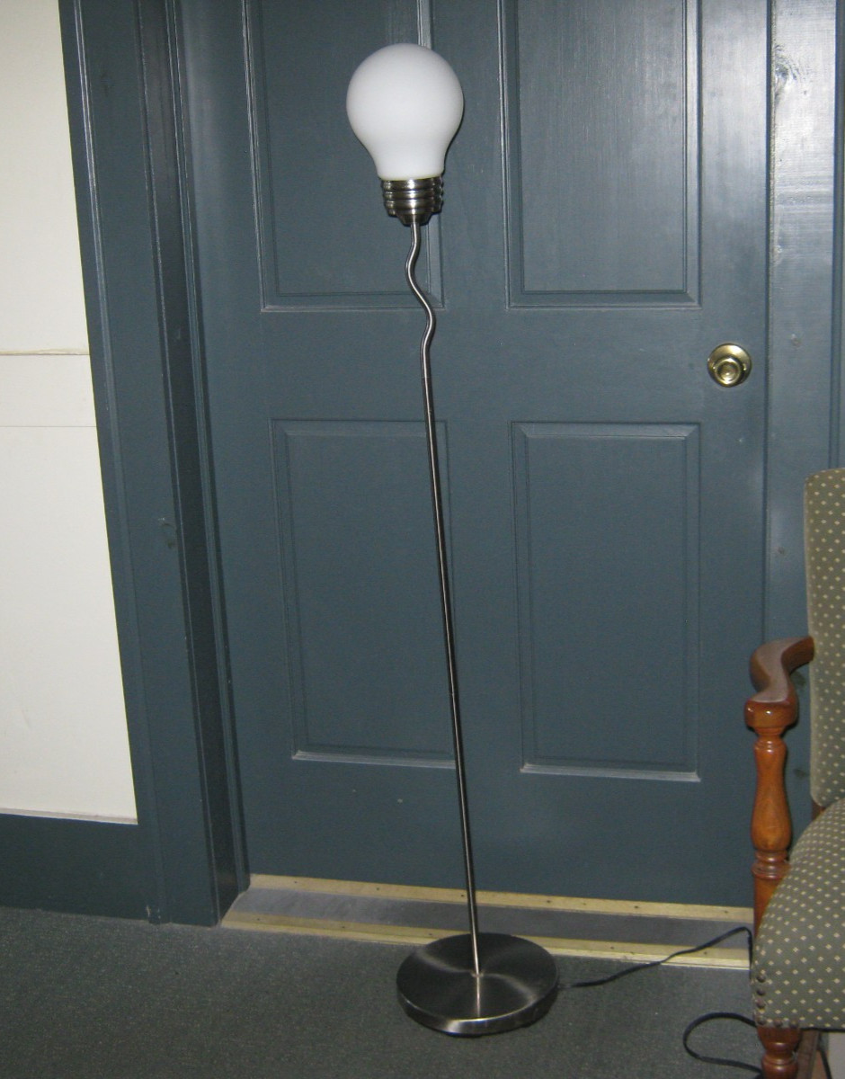 Vintage Pop Art Lightbulb Shaped Floor Lamp Squiggle