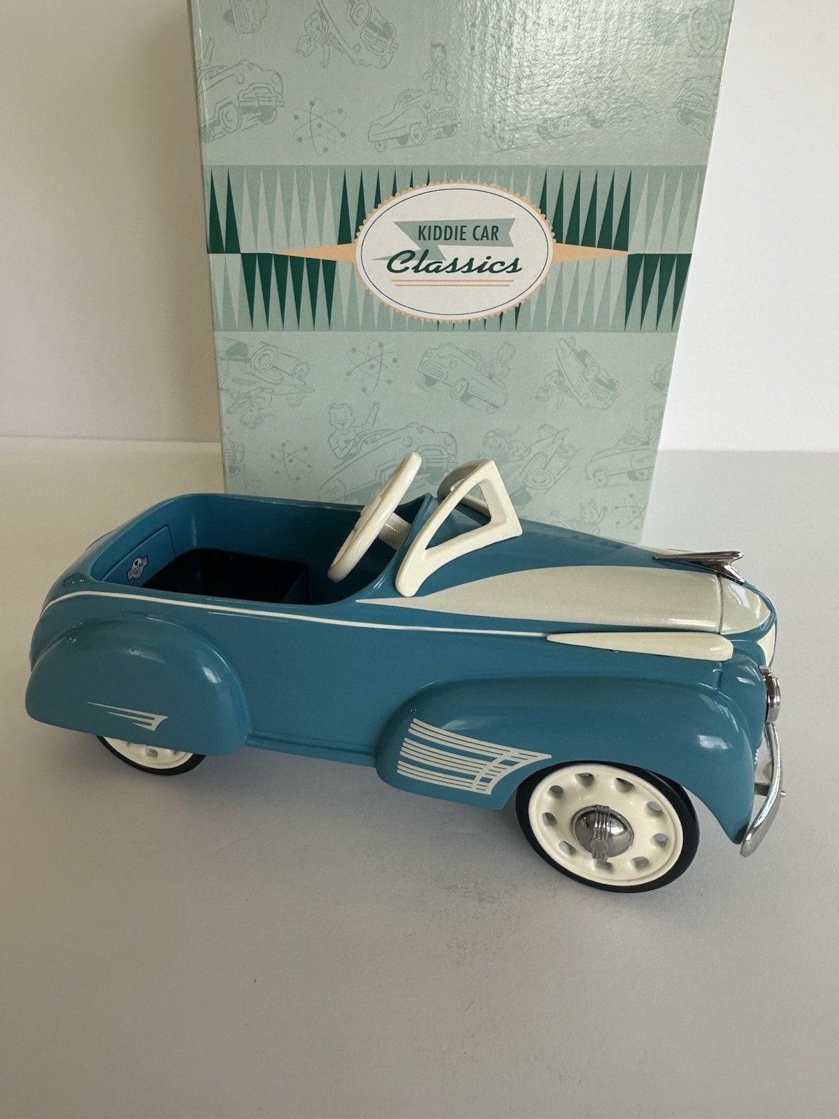 Hallmark Kiddie Car Classics 1941 Steelcraft by Murray Oldsmobile Opened Box Vtg