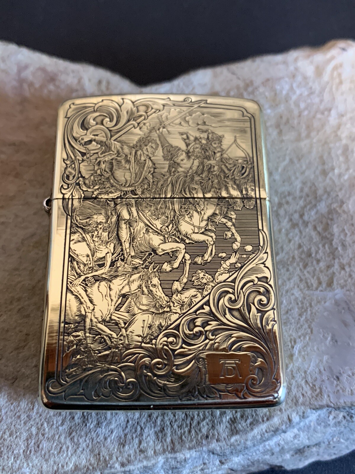 ZIPPO LIGHTER RARE 5-SIDE ZIPPO WITH VELVET BOX ZIPPO LIGHTER RARE 5-SIDE ZIPPO WITH VELVET BOX