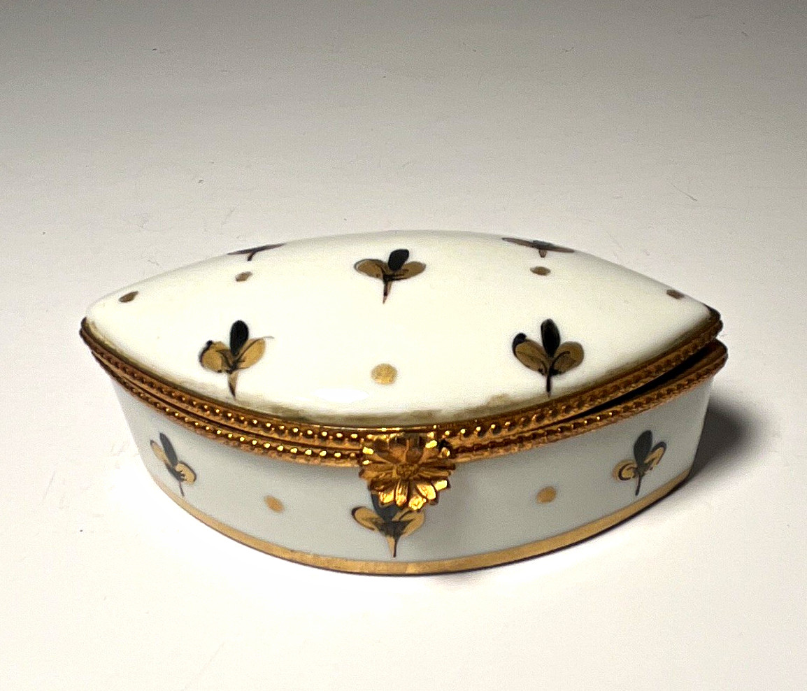 Vintage Limoges France Hand Painted Porcelain Trinket Box Navette Fleur-de-Lis 