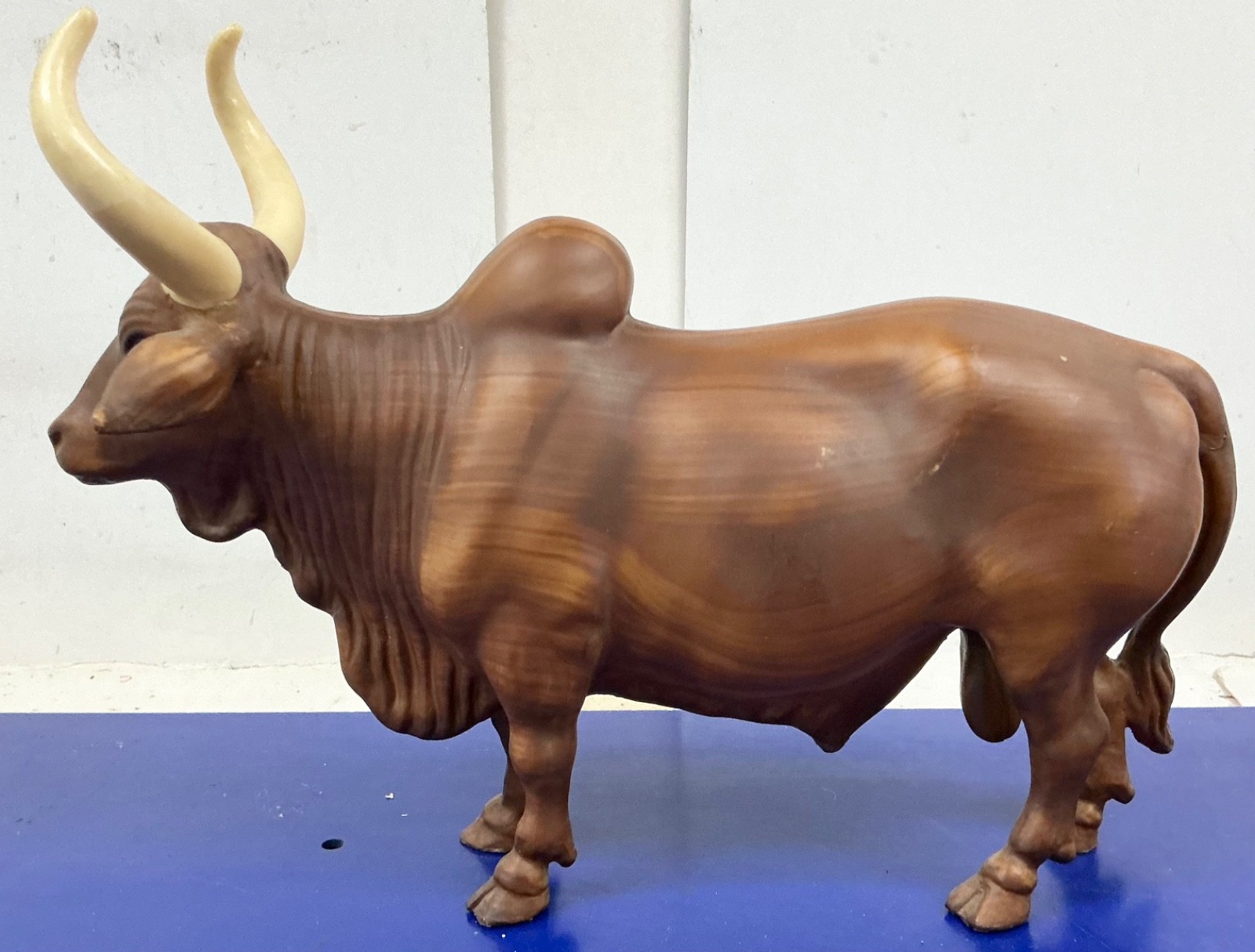 Vintage Breyer Woodgrain Brahma Bull 1959-65 Very good condition