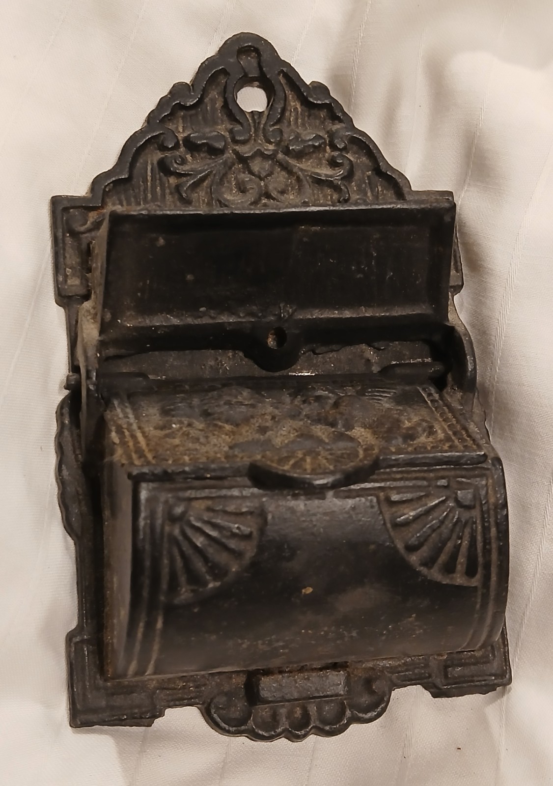 Vintage Venus And Cupid Cast Iron Match Holder Wall Mount Double Pocket