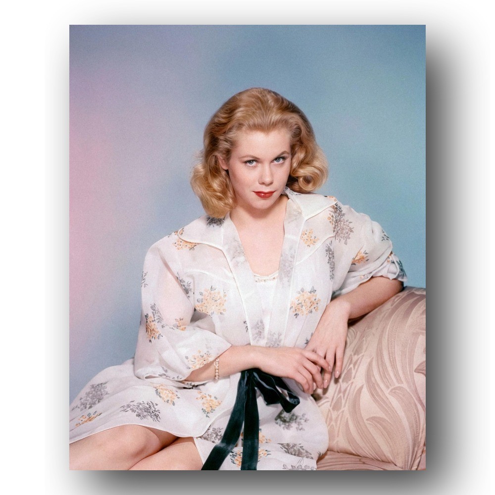 Elizabeth Montgomery Photo 8x10 Actress Portrait