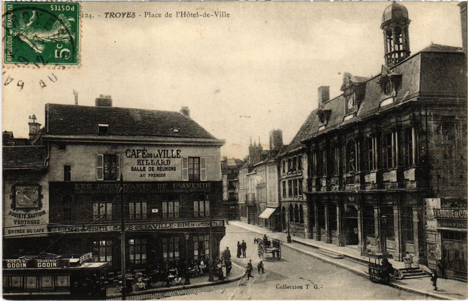Old postcard Troyes Place de l\'Hotel de Ville (1424566)