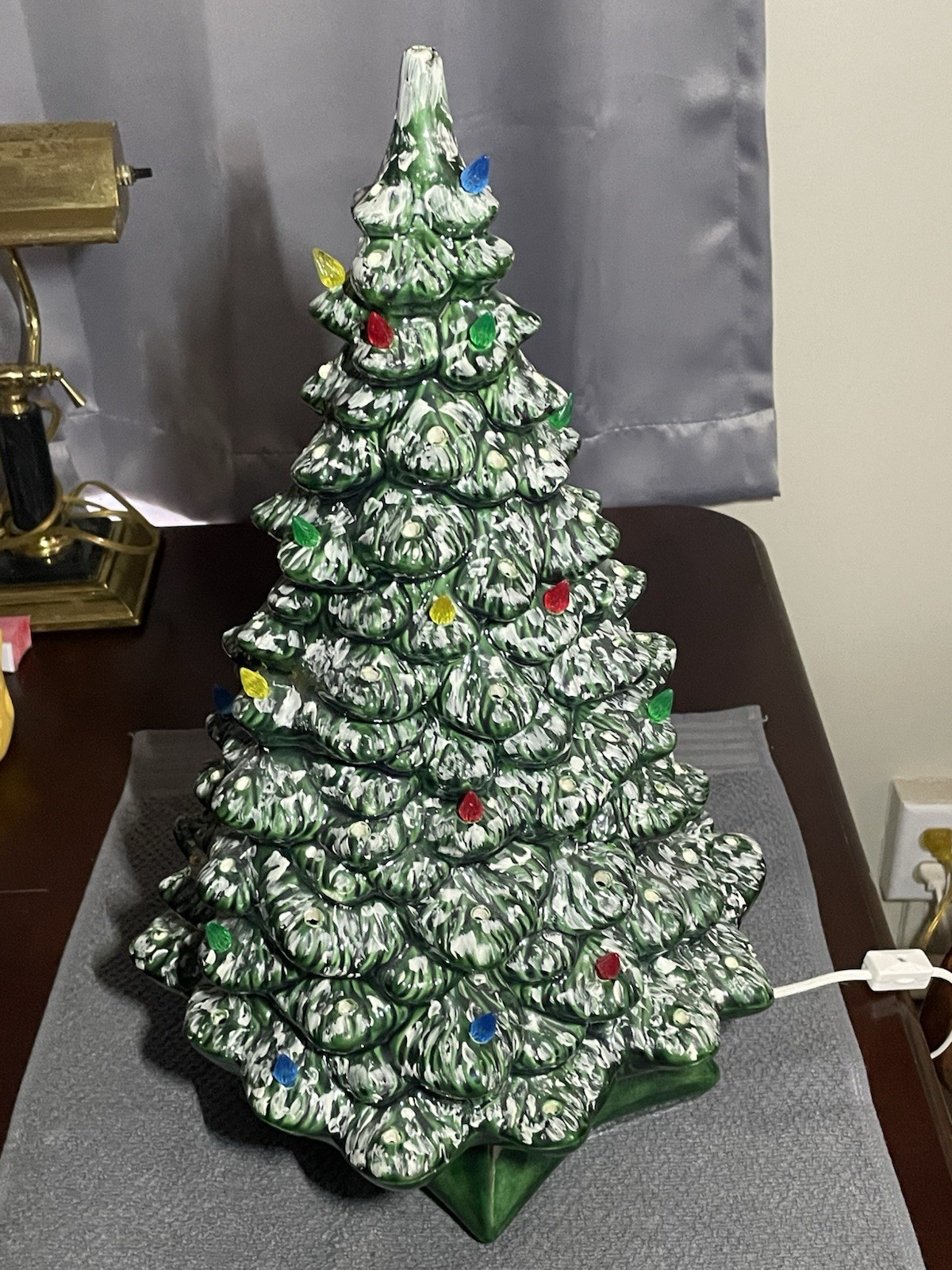 Vtg.Holland Mold 2 Piece Ceramic Christmas Tree Lighted Snow Flocked 18in Signed